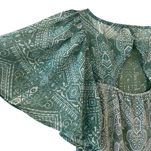 Lucky Brand Mint Sage Green Blue Flutter Sleeve Boxy Blouse - Picture 4 of 9